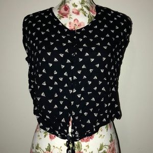 Tied button down crop top with sail boat print